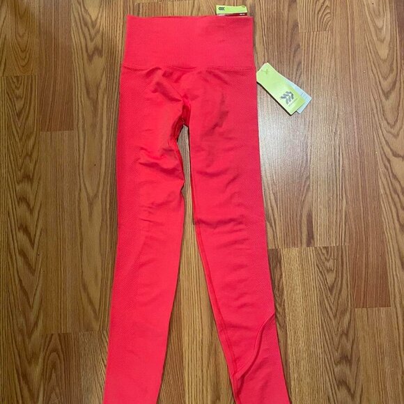 all in motion Pants - NWT Women's All in Motion Leggings